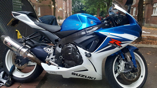 CARBON2RACE Suzuki GSX-R600/750 (11/18) Carbon Frame Covers – Accessories in the 2WheelsHero Motorcycle Aftermarket Accessories and Parts Online Shop