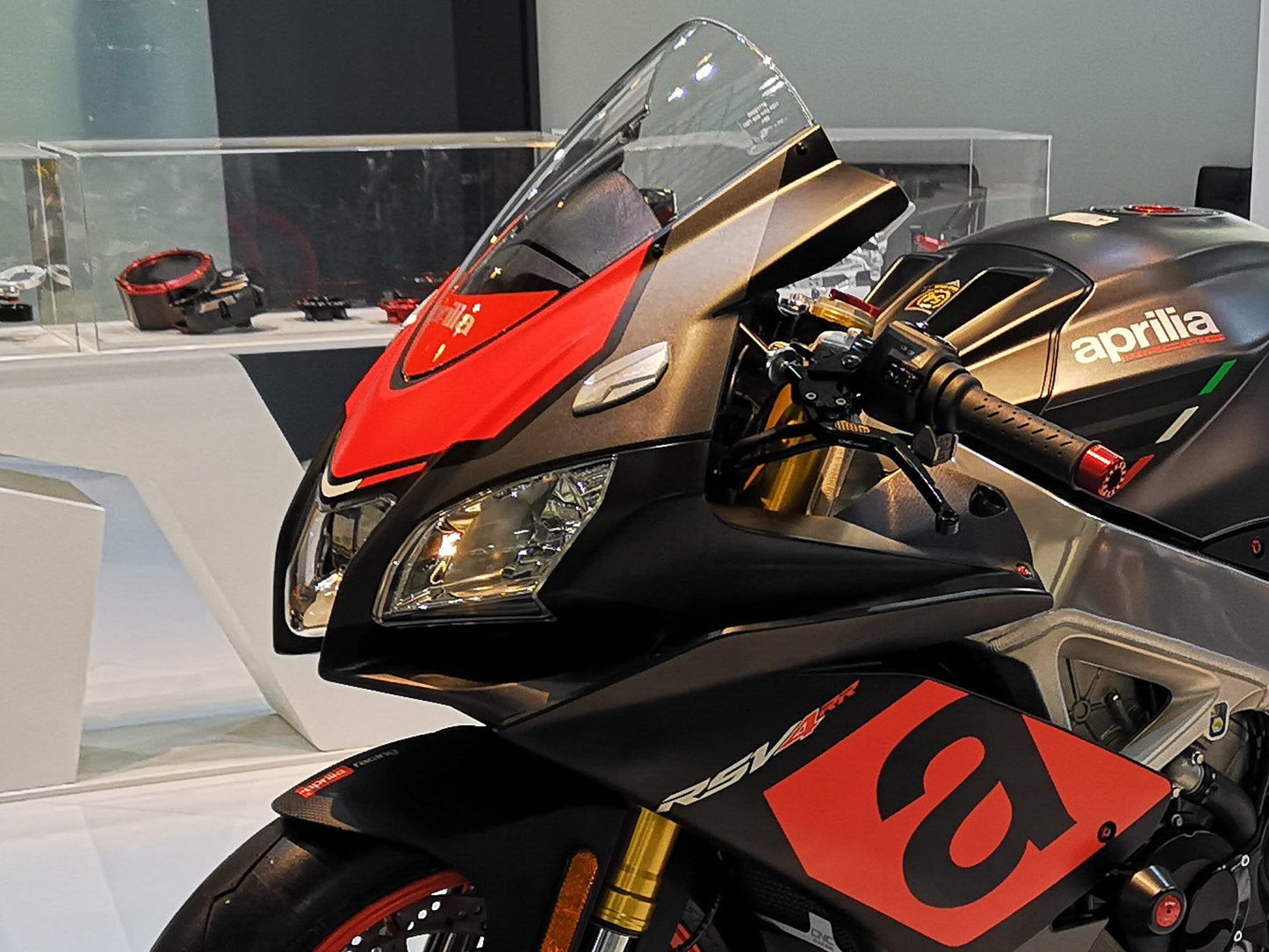 CS805 - CNC RACING Aprilia RSV4 (15/24) Mirror Block-off Plates – Accessories in the Motoraider Motorcycle Aftermarket Accessories and Parts Online Shop