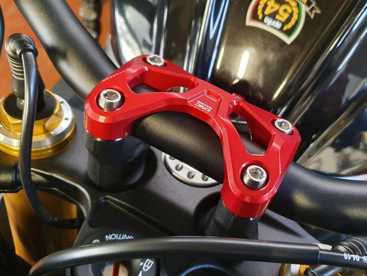 RM256 - CNC RACING Aprilia Tuono V4 / 660 Handlebar Top Clamp – Accessories in the Motoraider Motorcycle Aftermarket Accessories and Parts Online Shop