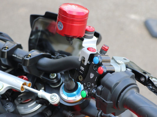 SE701PR - CNC RACING Universal 25 ml Brake / Clutch Fluid Oil Tank (Pramac Racing Limited Edition) – Accessories in the Motoraider Motorcycle Aftermarket Accessories and Parts Online Shop