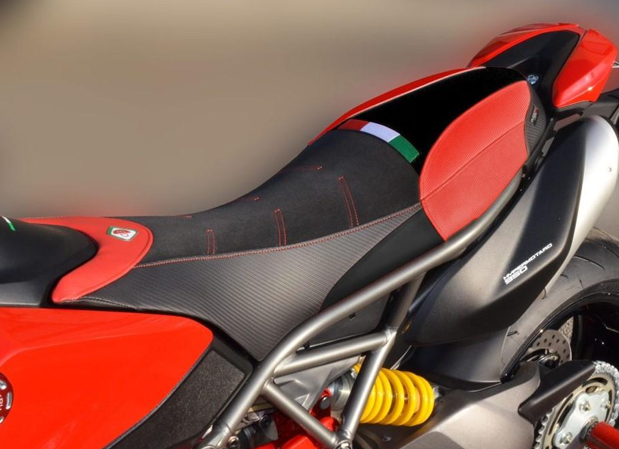 CSHMC02 - DUCABIKE Ducati Hypermotard 950 Comfort Seat Cover – Accessories in the Motoraider Motorcycle Aftermarket Accessories and Parts Online Shop