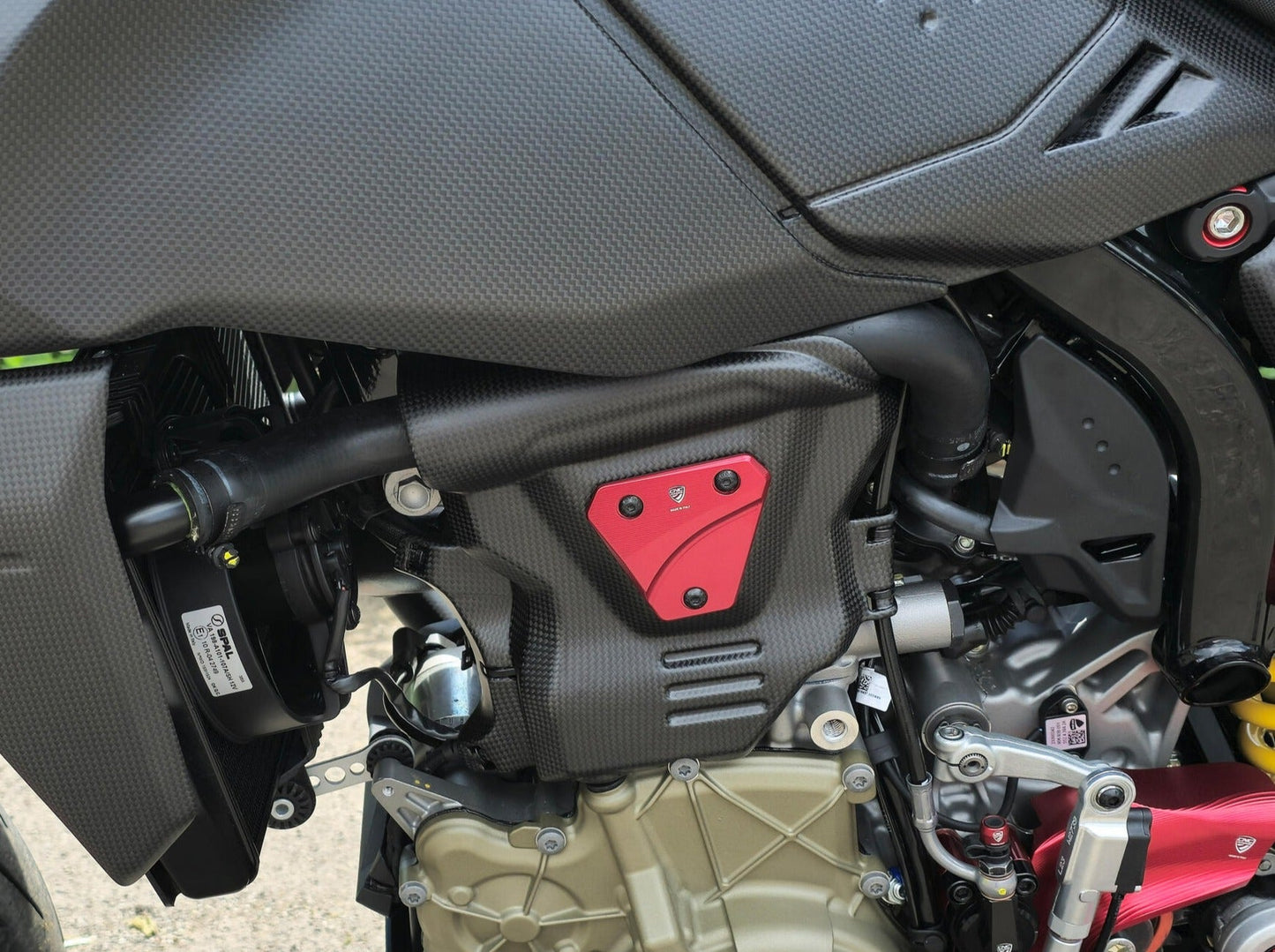 ZA273 - CNC RACING Ducati Hypermotard 698 Mono (2024+) Carbon Engine Cover (left side) – Accessories in the Motoraider Motorcycle Aftermarket Accessories and Parts Online Shop