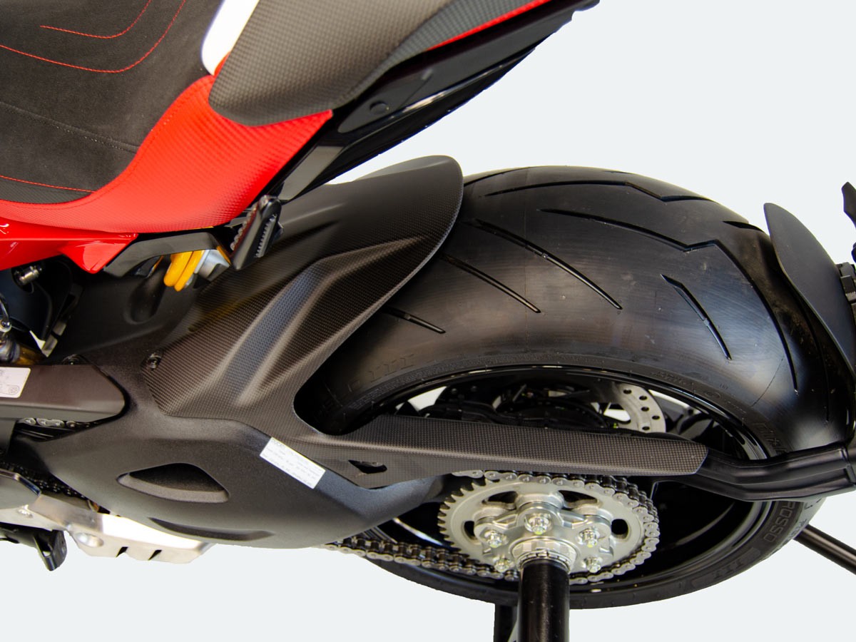 CRB80O - DUCABIKE Ducati Diavel V4 (2023+) Carbon Rear Fender – Accessories in the Motoraider Motorcycle Aftermarket Accessories and Parts Online Shop