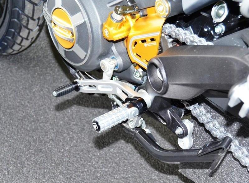 PPSCRA01 - DUCABIKE Ducati Scrambler / Monster 797 Adjustable Footpegs (pilot) – Accessories in the Motoraider Motorcycle Aftermarket Accessories and Parts Online Shop