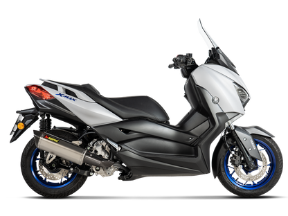 AKRAPOVIC P-HSY3SO2 Yamaha Tricity 300 / X-MAX 300 (2021+) Heat Shield (carbon) – Accessories in the 2WheelsHero Motorcycle Aftermarket Accessories and Parts Online Shop