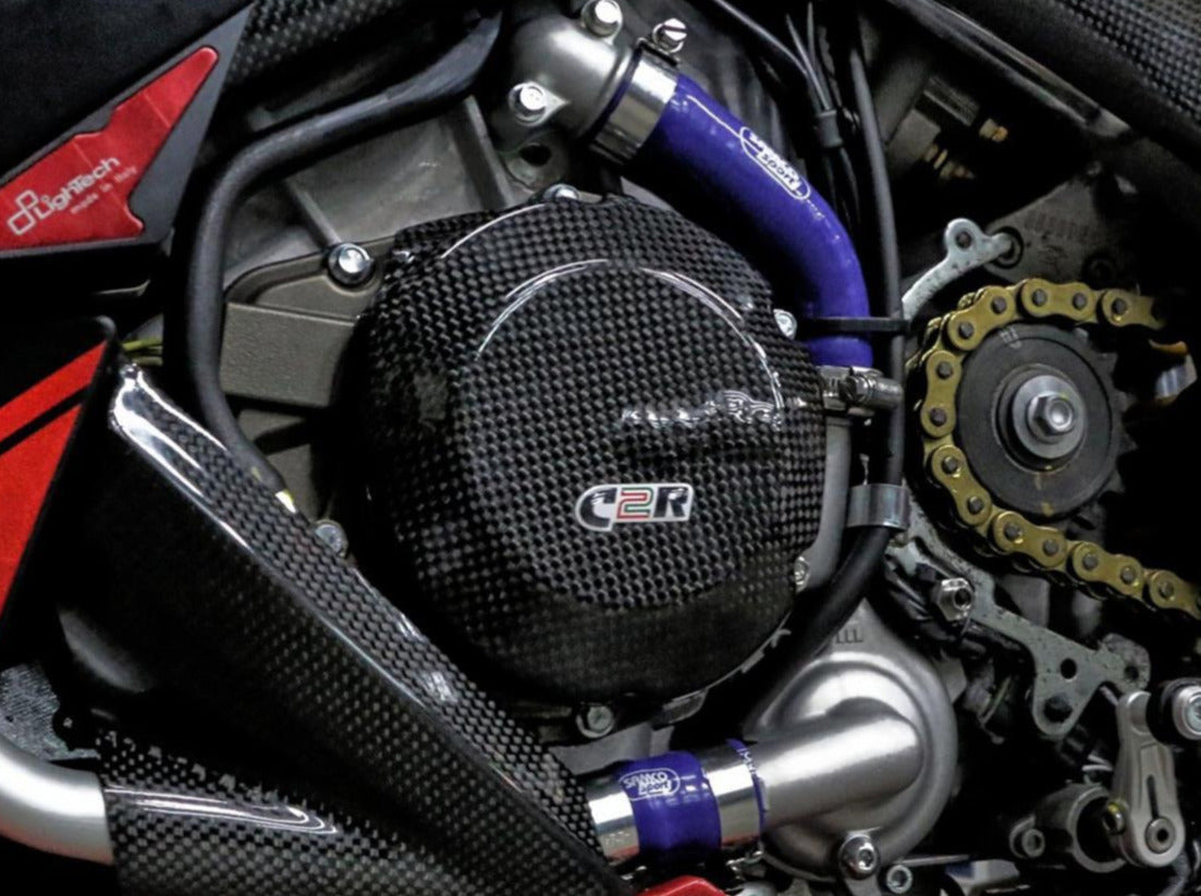 CARBON2RACE Aprilia Tuono V4 (11/24) Carbon Alternator Cover Protection – Accessories in the 2WheelsHero Motorcycle Aftermarket Accessories and Parts Online Shop