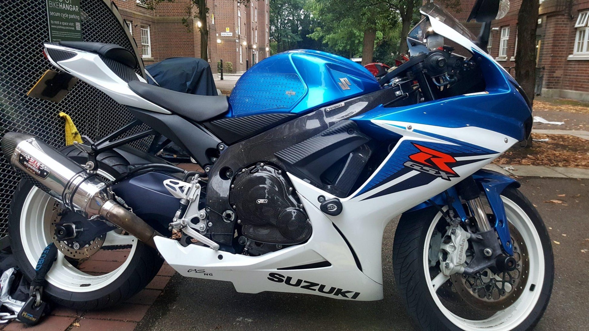 CARBON2RACE Suzuki GSX-R600/750 (11/18) Carbon Frame Covers – Accessories in the 2WheelsHero Motorcycle Aftermarket Accessories and Parts Online Shop