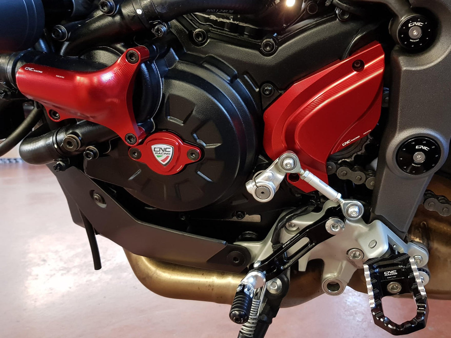 CP169 - CNC RACING Ducati Multistrada 950 (17/18) Sprocket Cover – Accessories in the Motoraider Motorcycle Aftermarket Accessories and Parts Online Shop