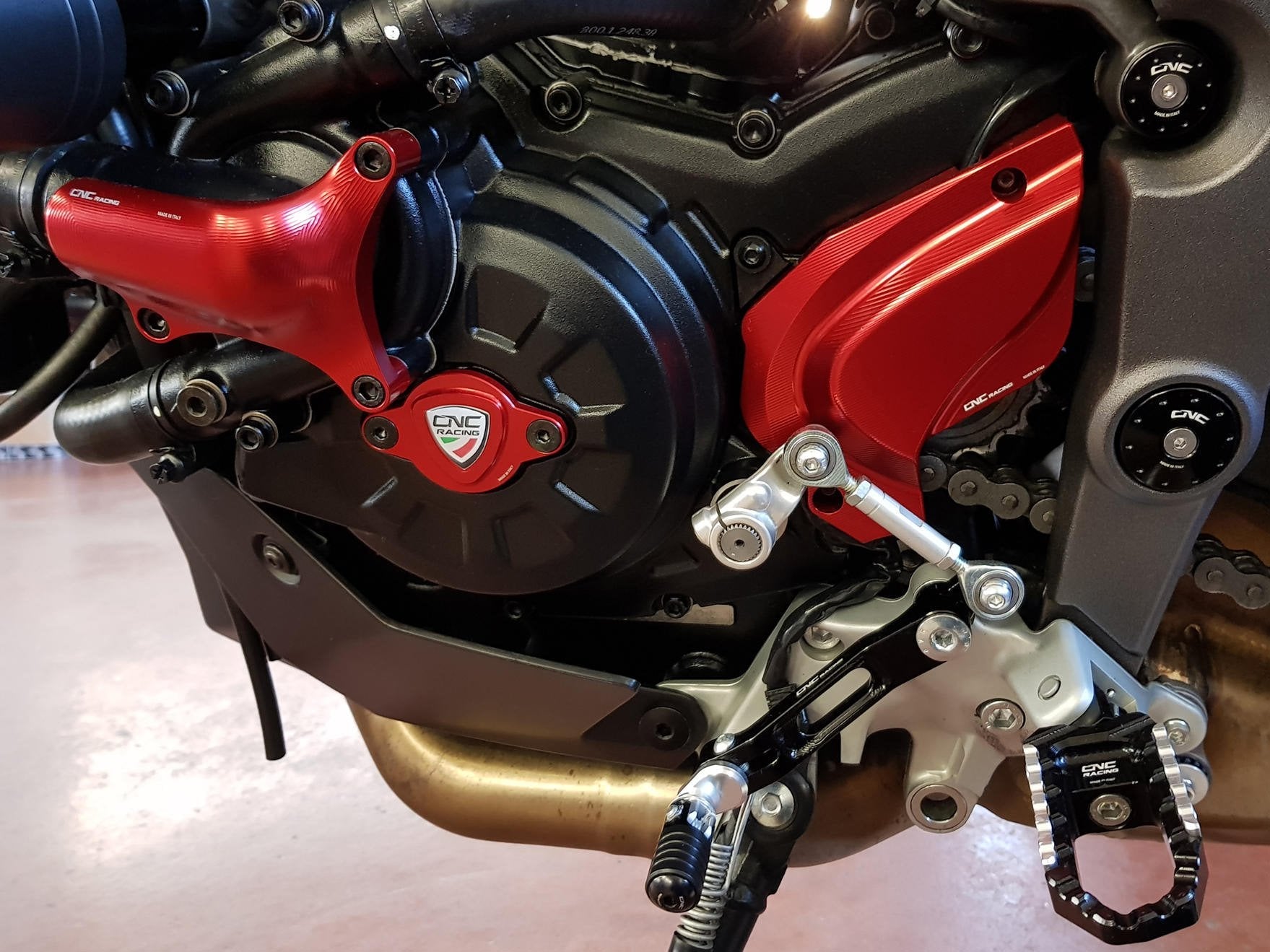CP169 - CNC RACING Ducati Multistrada 950 (17/18) Sprocket Cover – Accessories in the Motoraider Motorcycle Aftermarket Accessories and Parts Online Shop