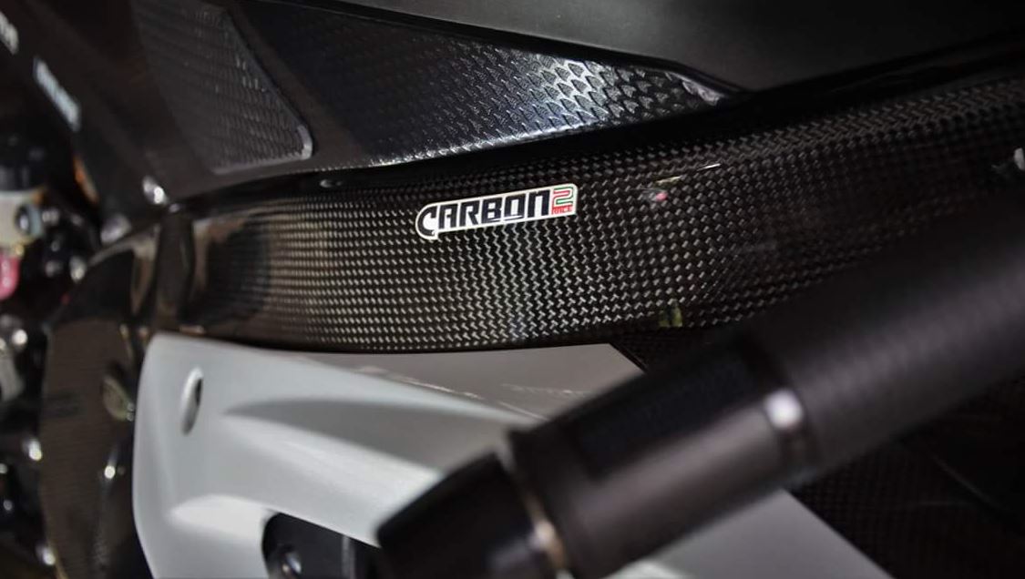 CARBON2RACE Yamaha YZF-R6 (08/...) Carbon Frame Covers – Accessories in the 2WheelsHero Motorcycle Aftermarket Accessories and Parts Online Shop