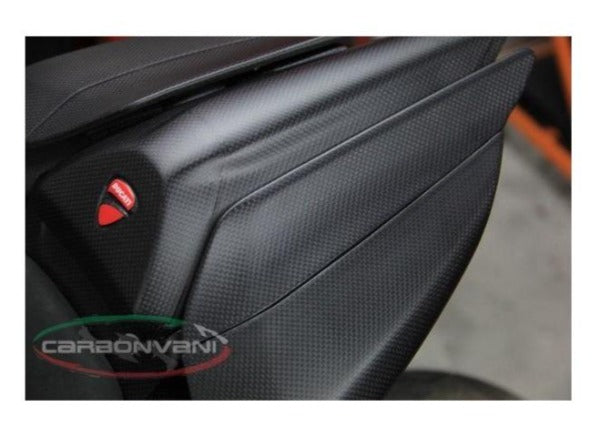 CARBONVANI Ducati Panigale 959 / 1299 Carbon Tail Side Panel (left) – Accessories in the 2WheelsHero Motorcycle Aftermarket Accessories and Parts Online Shop