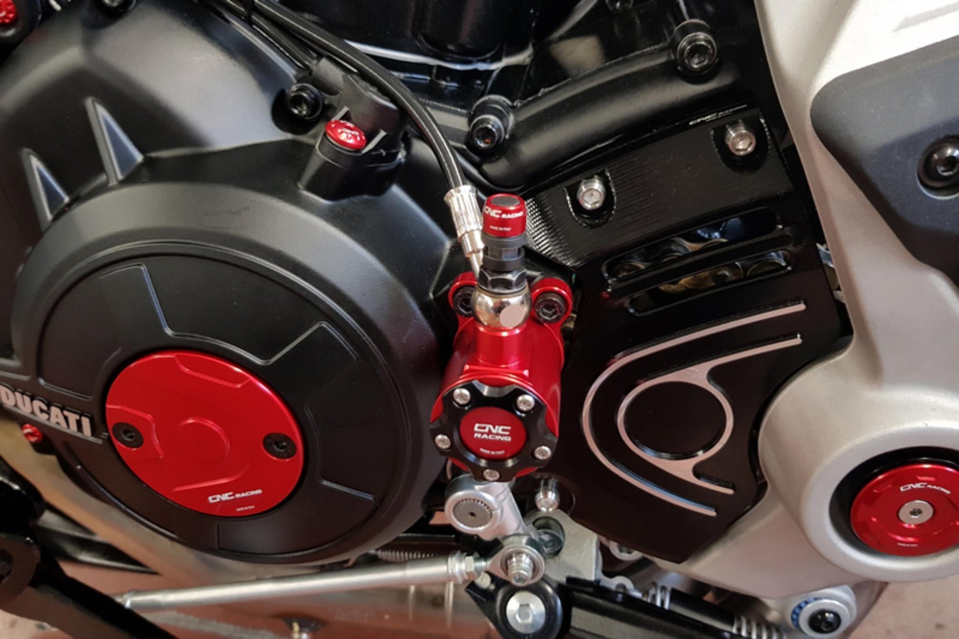 AF501 - CNC RACING Ducati Clutch Slave Cylinder "Gear" (Ø 30 mm) – Accessories in the Motoraider Motorcycle Aftermarket Accessories and Parts Online Shop