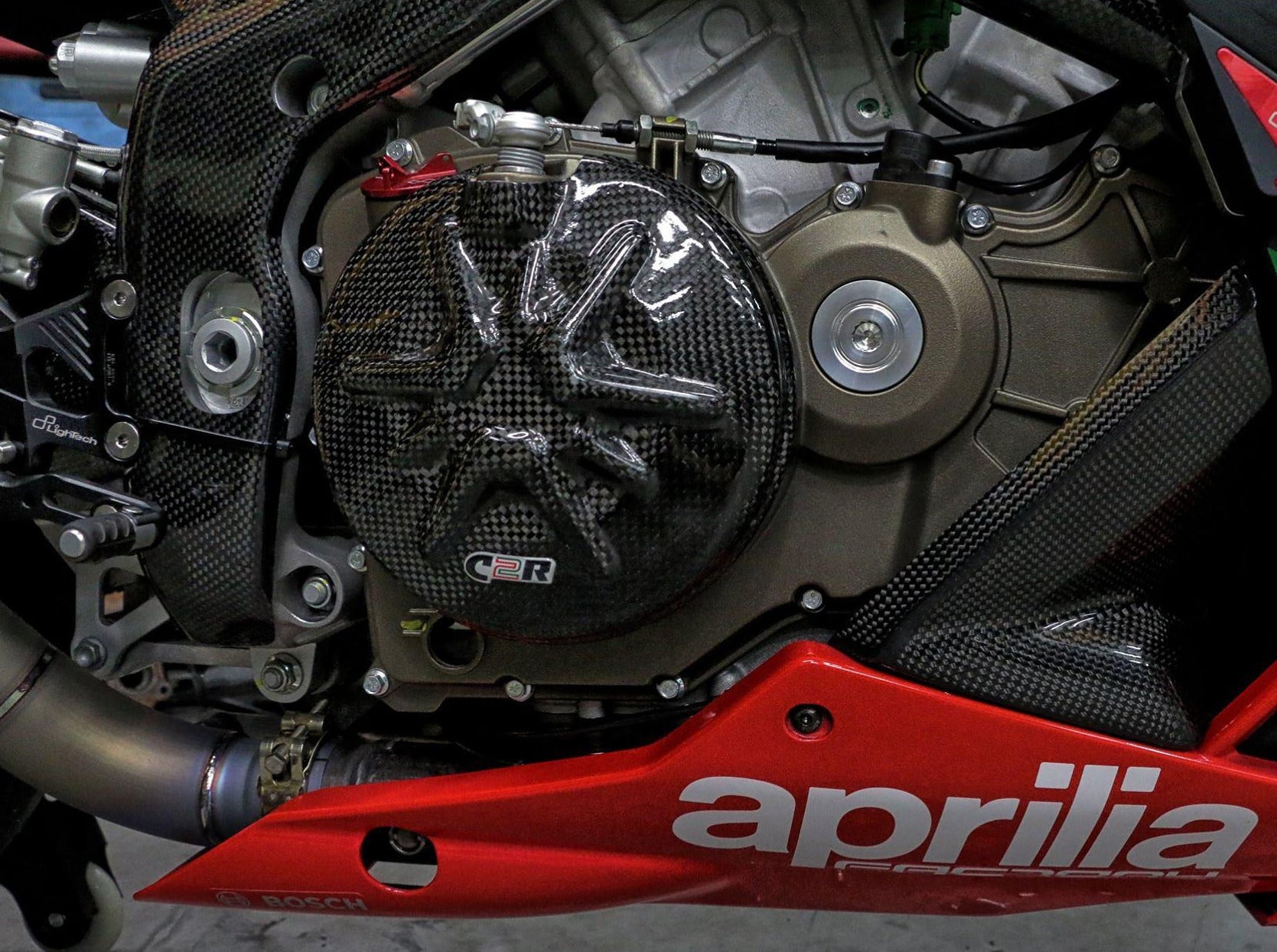 CARBON2RACE Aprilia RSV4 (09/24) Carbon Alternator & Clutch Covers Protection – Accessories in the 2WheelsHero Motorcycle Aftermarket Accessories and Parts Online Shop