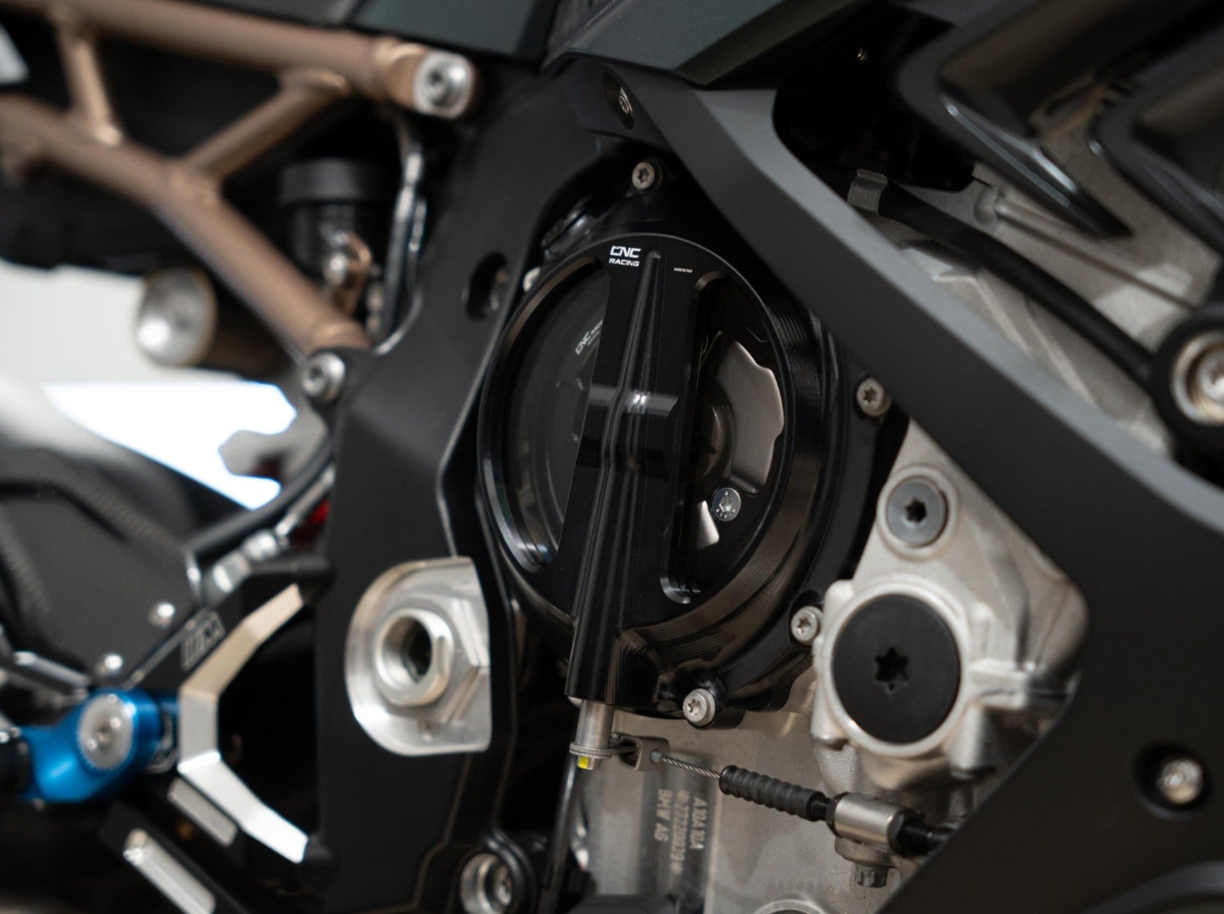 CA801 - CNC RACING BMW M series / S series (2019+) Clear Clutch Cover (cable control) – Accessories in the Motoraider Motorcycle Aftermarket Accessories and Parts Online Shop