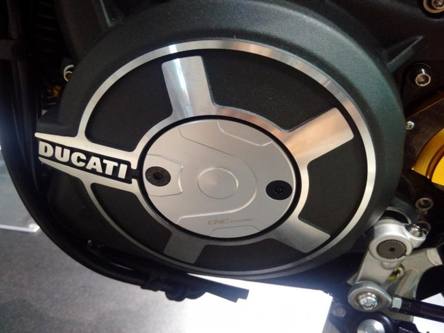 CF264 - CNC RACING Ducati Timing Inspection Cover – Accessories in the Motoraider Motorcycle Aftermarket Accessories and Parts Online Shop