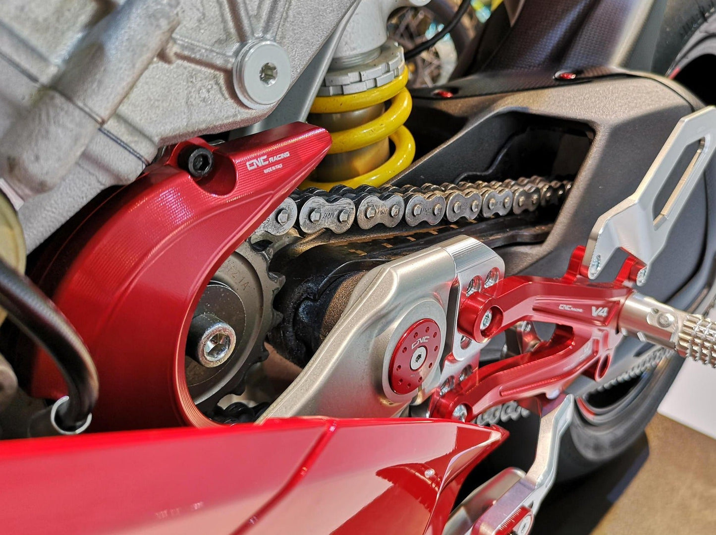 CP172 - CNC RACING Ducati Panigale V4 / Streetfighter V4 Front Sprocket Cover – Accessories in the Motoraider Motorcycle Aftermarket Accessories and Parts Online Shop