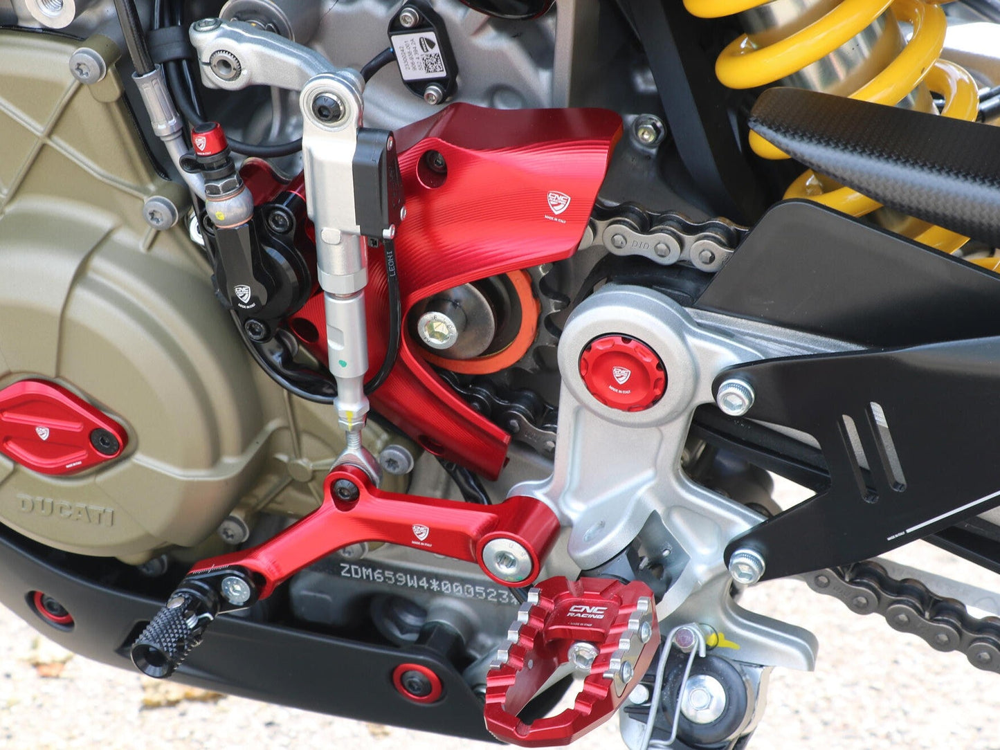 CP177 - CNC RACING Ducati Hypermotard 698 Mono (2024+) Front Sprocket Cover – Accessories in the Motoraider Motorcycle Aftermarket Accessories and Parts Online Shop