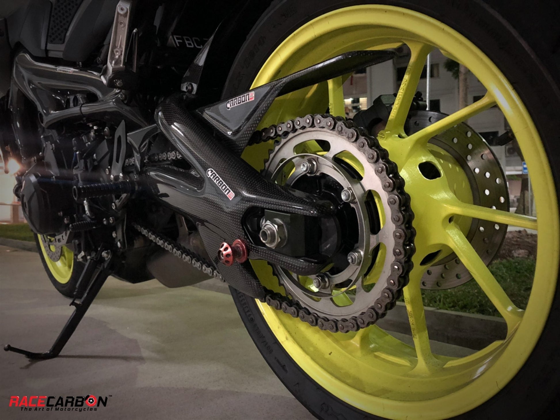 CARBON2RACE Yamaha Tracer 900 (15/17) Carbon Chain Cover – Accessories in the 2WheelsHero Motorcycle Aftermarket Accessories and Parts Online Shop
