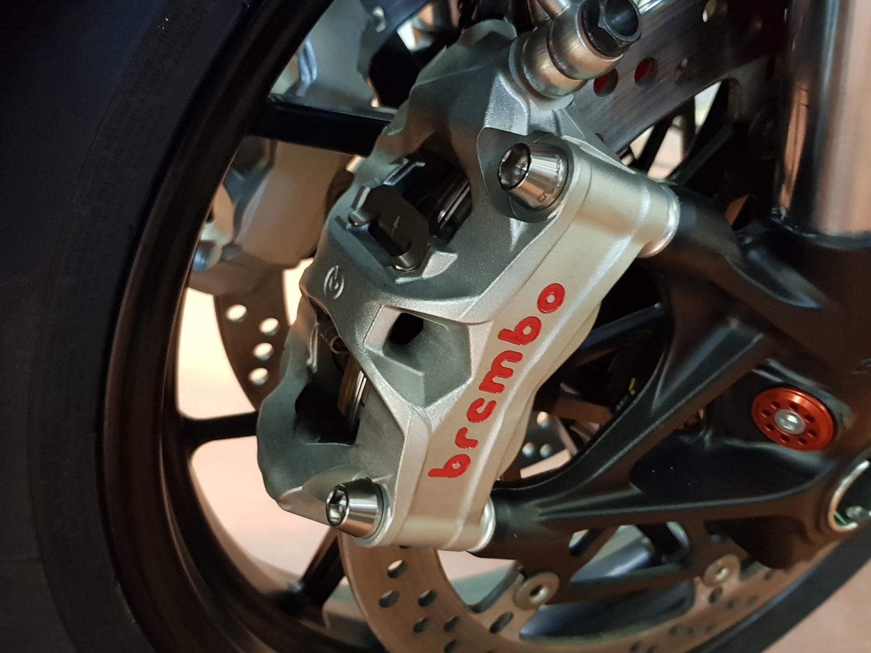 KV355X - CNC RACING Ducati / Aprilia / MV Agusta Titanium Front Brake Caliper Bolts (M 10x1,25x60) – Accessories in the Motoraider Motorcycle Aftermarket Accessories and Parts Online Shop