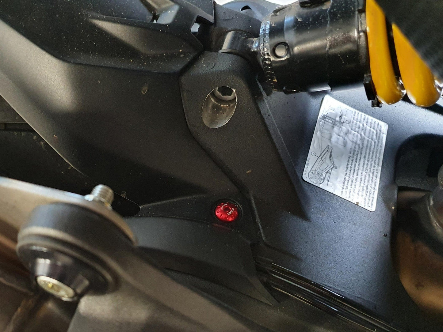 KV473 - CNC RACING Ducati Monster 950 (2021+) Rear Mudguard Screw – Accessories in the Motoraider Motorcycle Aftermarket Accessories and Parts Online Shop