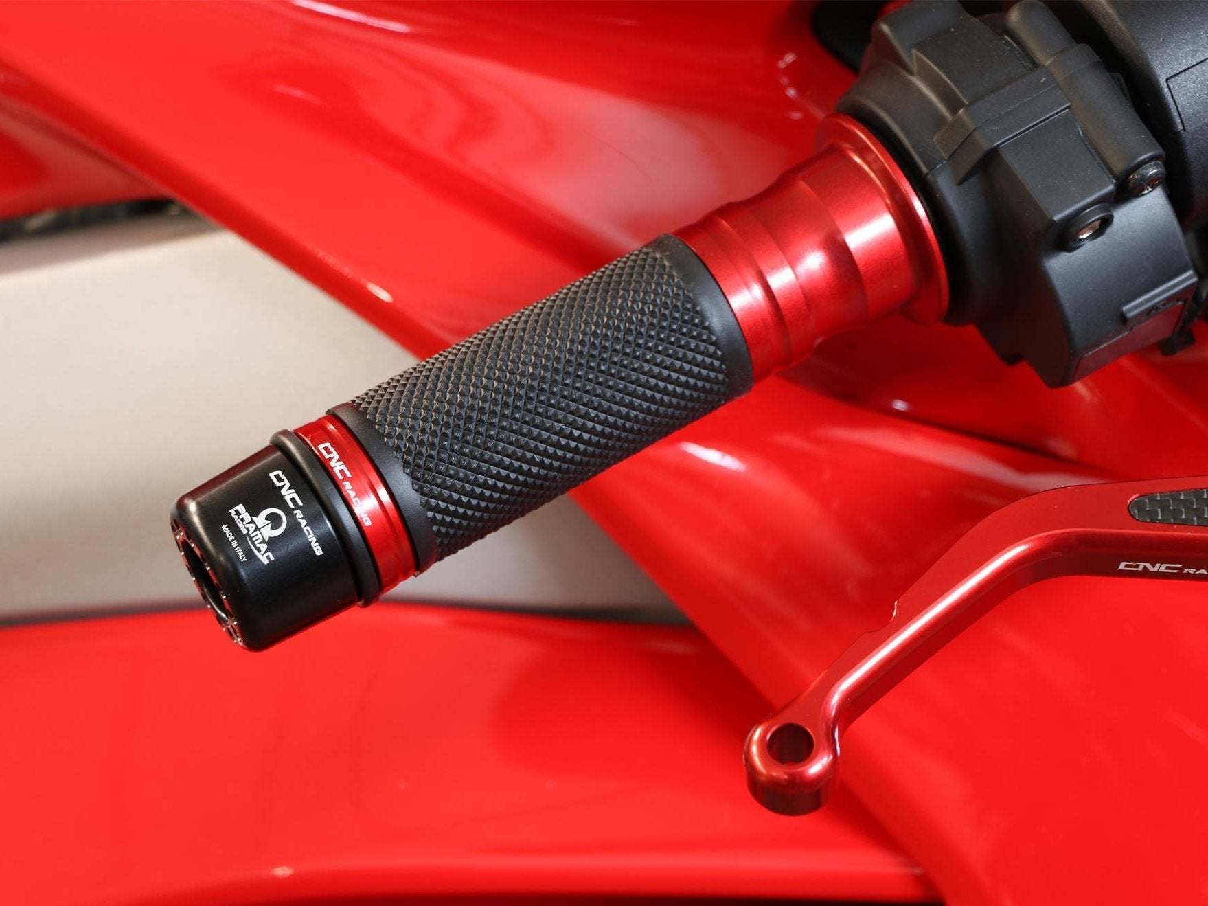 MP105 - CNC RACING Universal Handlebar Grips "Evo" – Accessories in the Motoraider Motorcycle Aftermarket Accessories and Parts Online Shop