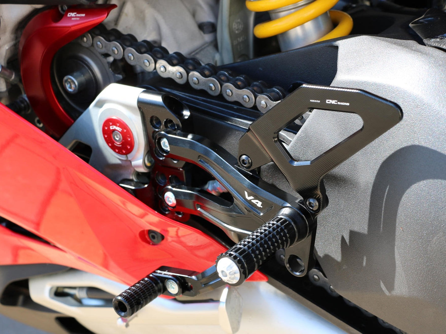 PE406 - CNC RACING Ducati Panigale V4 (2018+) Adjustable Rearset "RPS" – Accessories in the Motoraider Motorcycle Aftermarket Accessories and Parts Online Shop