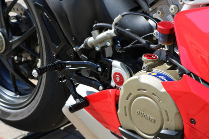 PE406 - CNC RACING Ducati Panigale V4 (2018+) Adjustable Rearset "RPS" – Accessories in the Motoraider Motorcycle Aftermarket Accessories and Parts Online Shop