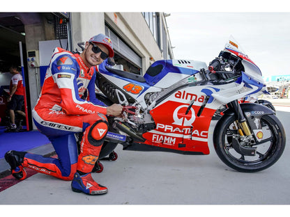 PE407PR - CNC RACING Ducati Panigale V4 (18/24) Adjustable Rearset "Easy" (Pramac Racing edition) – Accessories in the Motoraider Motorcycle Aftermarket Accessories and Parts Online Shop