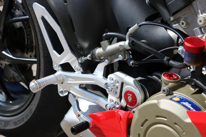PE406 - CNC RACING Ducati Panigale V4 (2018+) Adjustable Rearset "RPS" – Accessories in the Motoraider Motorcycle Aftermarket Accessories and Parts Online Shop