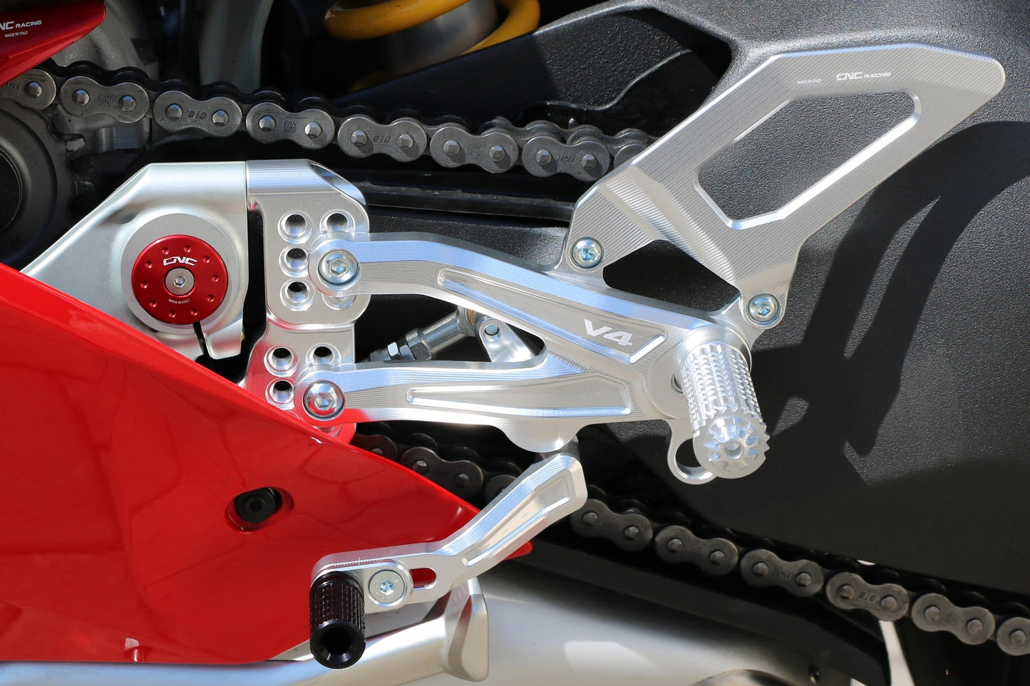 PE406 - CNC RACING Ducati Panigale V4 (2018+) Adjustable Rearset "RPS" – Accessories in the Motoraider Motorcycle Aftermarket Accessories and Parts Online Shop