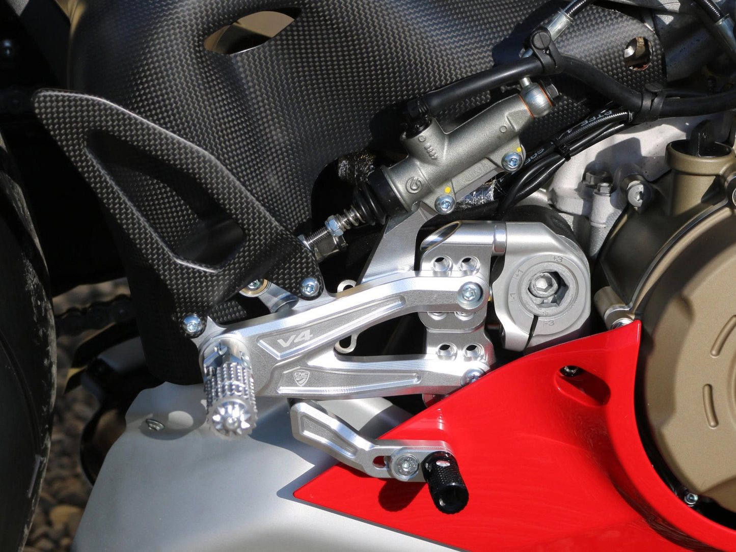 PE408 - CNC RACING Ducati Panigale V4 (18/24) Adjustable Rearset "RPS Carbon" – Accessories in the Motoraider Motorcycle Aftermarket Accessories and Parts Online Shop