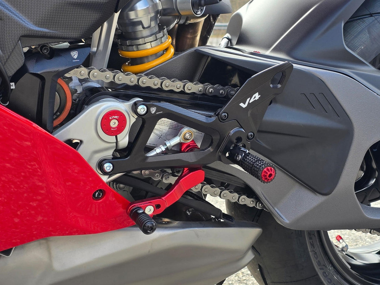 CNC RACING PE414 Ducati Panigale V4 / V4S (2025+) Adjustable Rearsets – Accessories in the Motoraider Motorcycle Aftermarket Accessories and Parts Online Shop