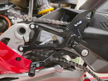 CNC RACING PE414 Ducati Panigale V4 / V4S (2025+) Adjustable Rearsets – Accessories in the Motoraider Motorcycle Aftermarket Accessories and Parts Online Shop