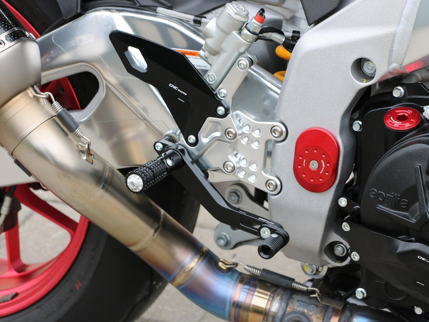 PE501 - CNC RACING Aprilia RSV4 / Tuono V4 (2017+) Adjustable Rearset – Accessories in the Motoraider Motorcycle Aftermarket Accessories and Parts Online Shop