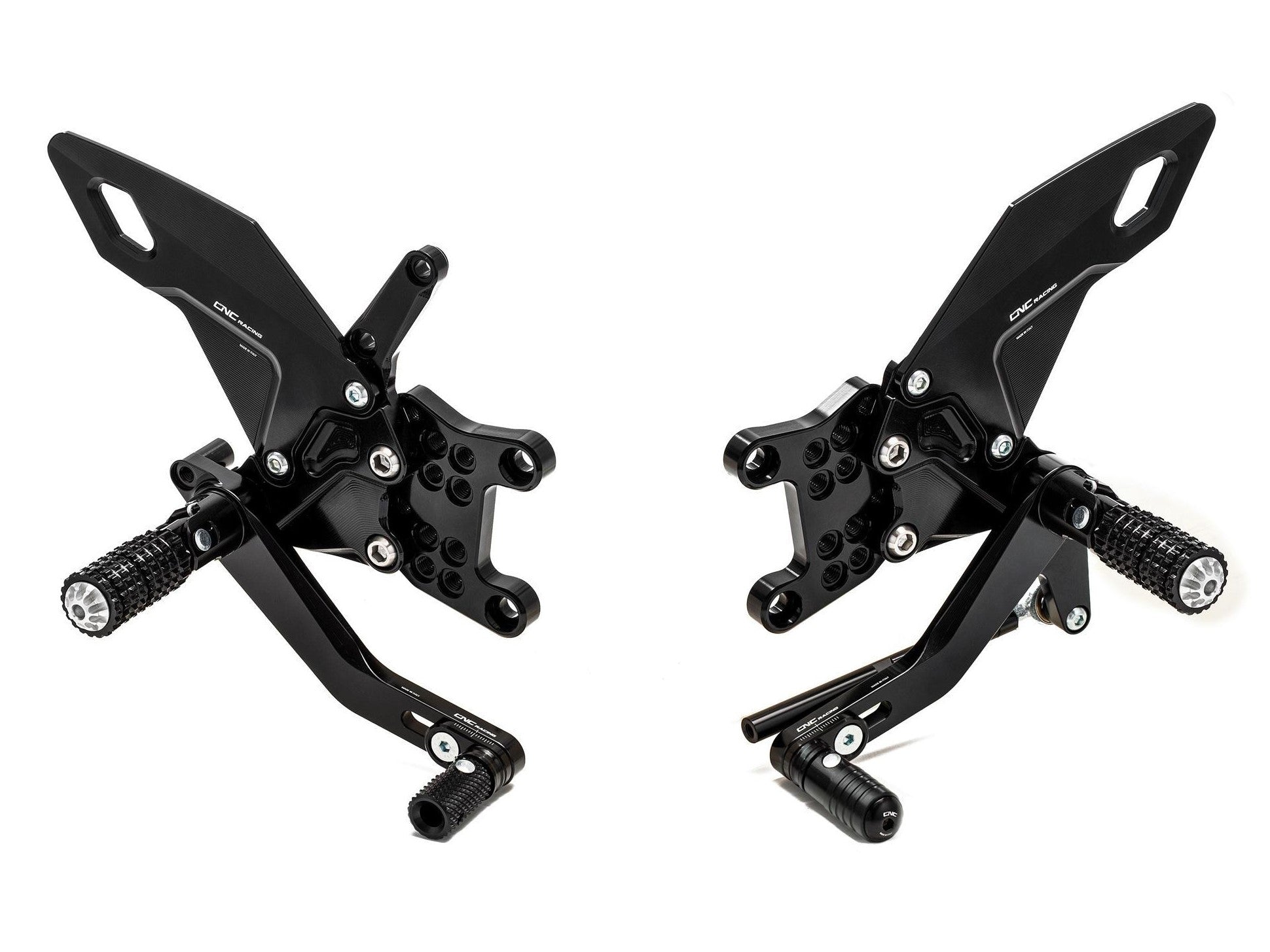 PE506 - CNC RACING Aprilia RSV4 / Tuono V4 (2017+) Adjustable Rearset "Easy" – Accessories in the Motoraider Motorcycle Aftermarket Accessories and Parts Online Shop