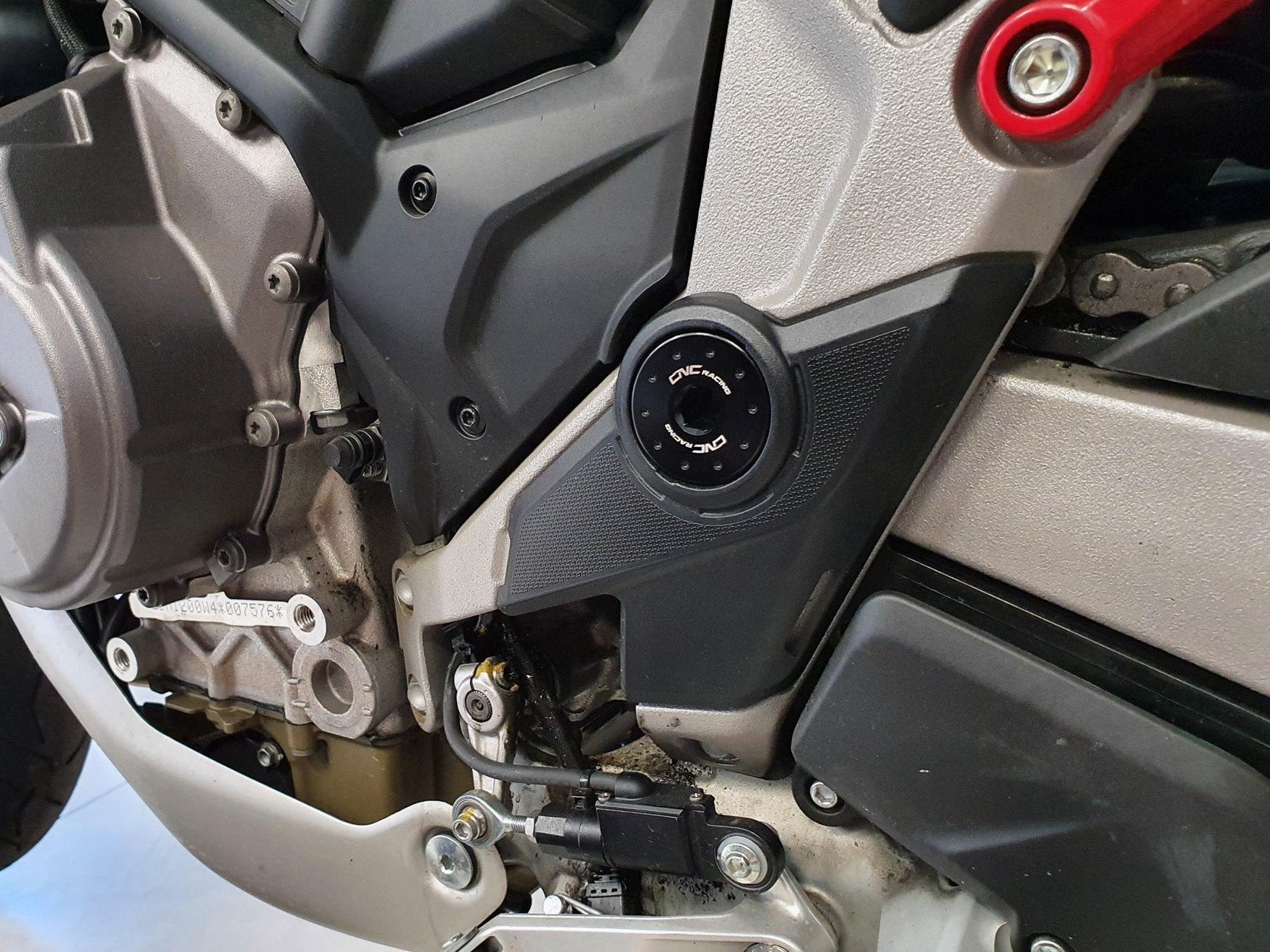 PEV05 - CNC RACING Ducati Diavel V4 / Multistrada V4 (2021+) OEM Rearset Central Bolts – Accessories in the Motoraider Motorcycle Aftermarket Accessories and Parts Online Shop