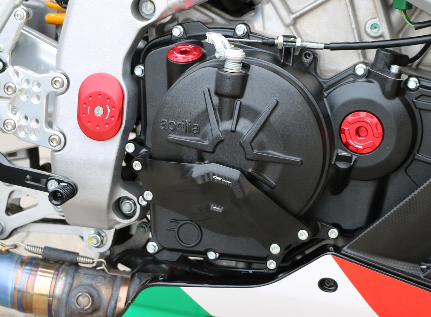 PR313 - CNC RACING Aprilia RSV4 / Tuono V4 (09/20) Clutch Cover Protection "RPS" (right side) – Accessories in the Motoraider Motorcycle Aftermarket Accessories and Parts Online Shop