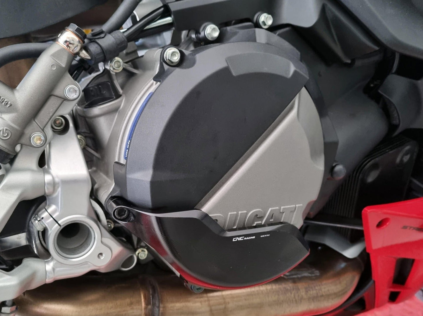 PR322 - CNC RACING Ducati Streetfighter V2 (2022+) Clutch Cover Protector – Accessories in the Motoraider Motorcycle Aftermarket Accessories and Parts Online Shop