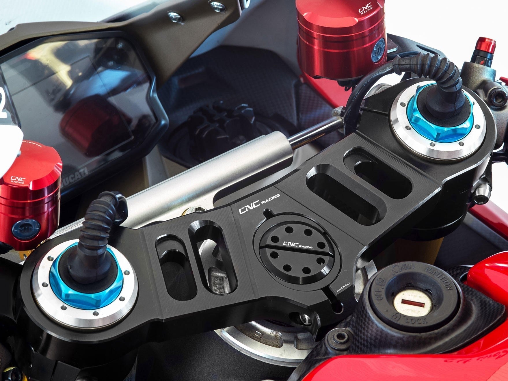 PST16 - CNC RACING Ducati Panigale (12/19) Triple Clamps Top Plate (Ø 53 mm) – Accessories in the Motoraider Motorcycle Aftermarket Accessories and Parts Online Shop