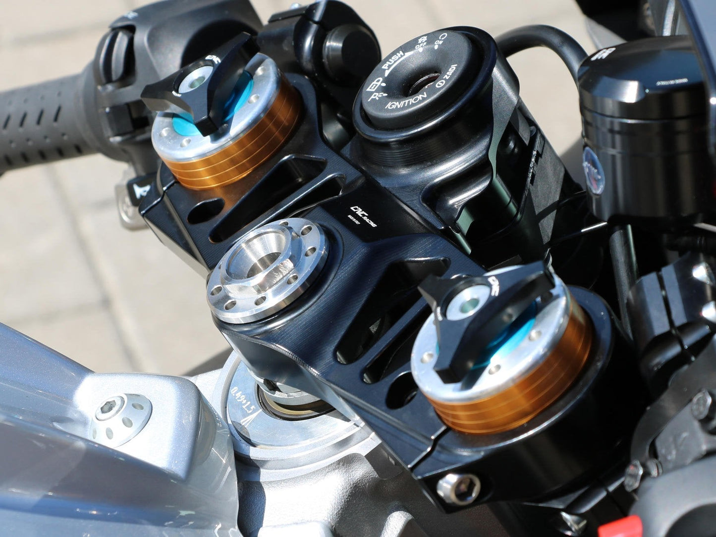 PST13 - CNC RACING Aprilia RSV4 RR/RF Triple Clamps Top Yoke – Accessories in the Motoraider Motorcycle Aftermarket Accessories and Parts Online Shop