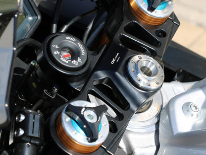 PST13 - CNC RACING Aprilia RSV4 RR/RF Triple Clamps Top Yoke – Accessories in the Motoraider Motorcycle Aftermarket Accessories and Parts Online Shop