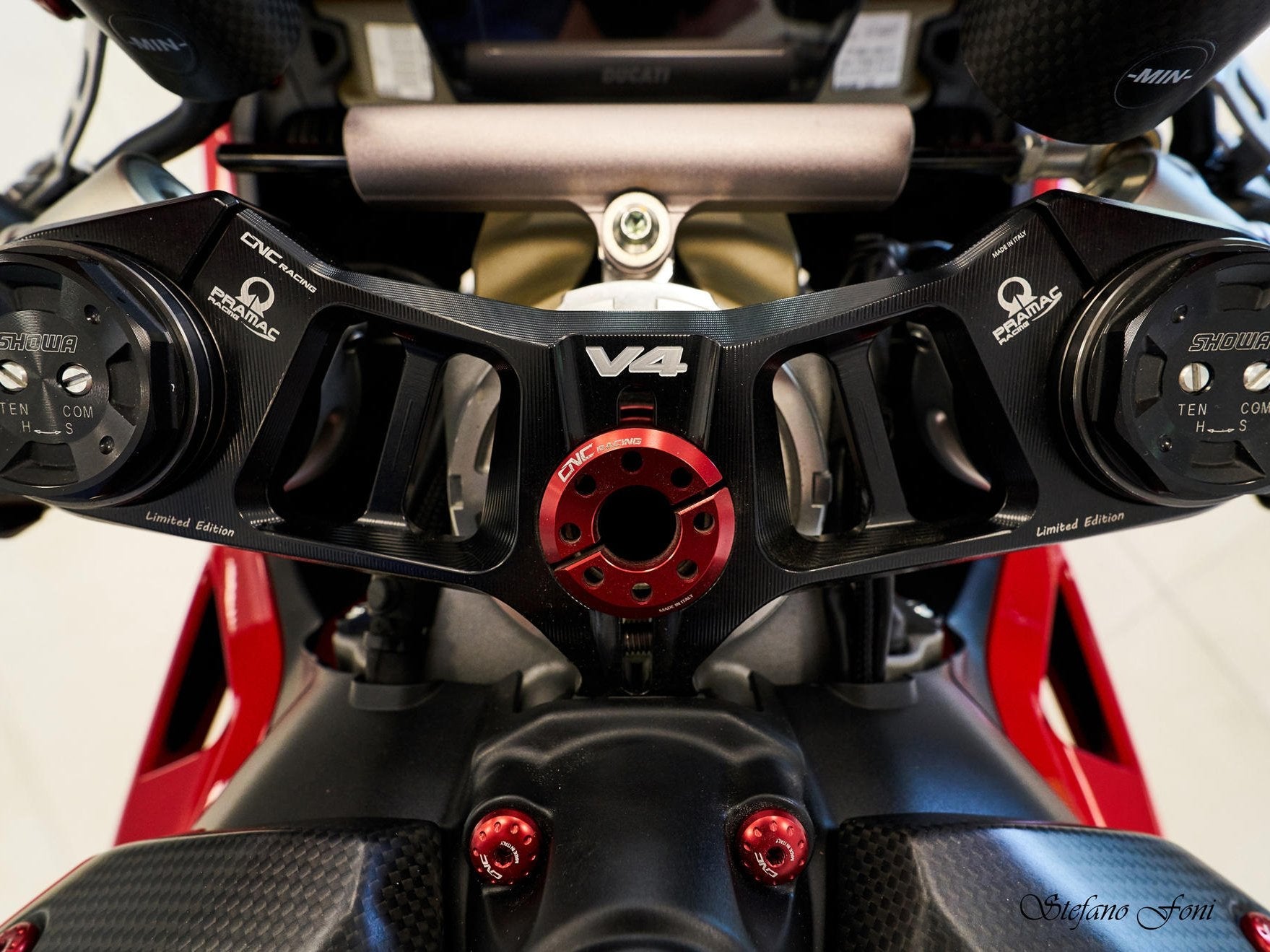 PST15PR - CNC RACING Ducati Panigale V4 (18/24) Triple Clamps Top Plate (Pramac edition) – Accessories in the Motoraider Motorcycle Aftermarket Accessories and Parts Online Shop