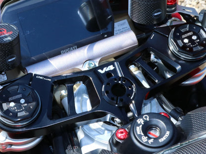 PST15 - CNC RACING Ducati Panigale V4 (18/24) Triple Clamps Top Plate – Accessories in the Motoraider Motorcycle Aftermarket Accessories and Parts Online Shop