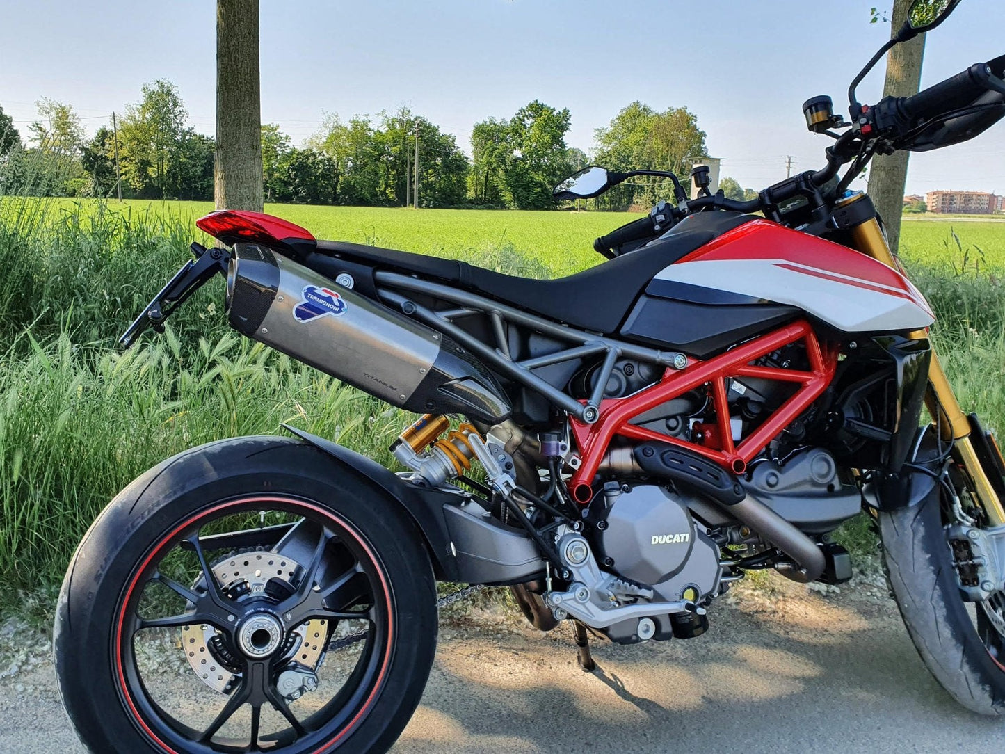 PT151 - CNC RACING Ducati Hypermotard 950 Adjustable LED License Plate – Accessories in the Motoraider Motorcycle Aftermarket Accessories and Parts Online Shop