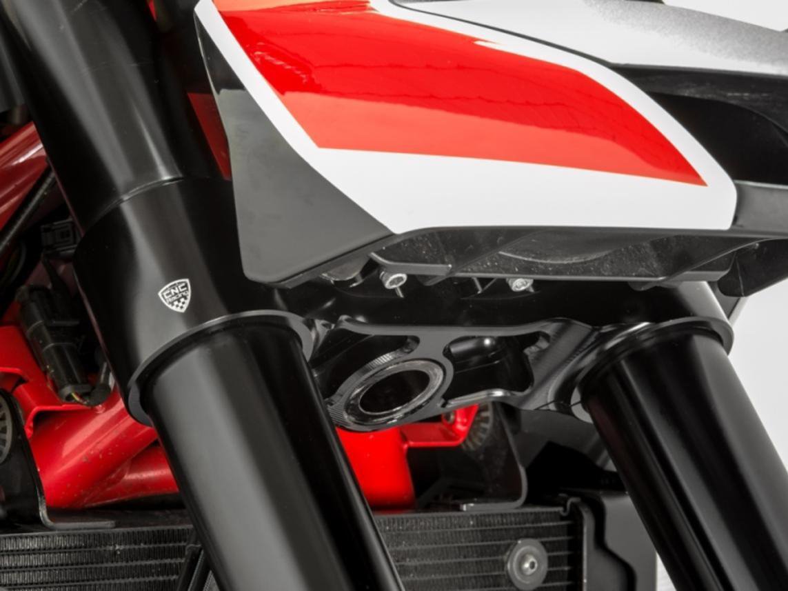 PS523 - CNC RACING Ducati Hypermotard 939/821 Triple Clamps Kit – Accessories in the Motoraider Motorcycle Aftermarket Accessories and Parts Online Shop
