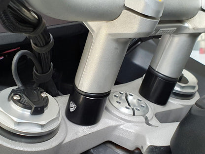 RM258 - CNC RACING Ducati Multistrada V4 (2021+) Handlebar Riser Spacers (H 30mm) – Accessories in the Motoraider Motorcycle Aftermarket Accessories and Parts Online Shop