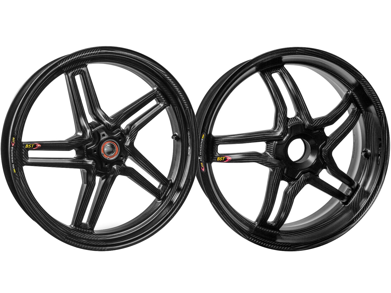 BST Suzuki GSX-R600 (11/18) / GSX-R750 (11/18) Carbon Wheels Set "Rapid TEK" (front & conventional rear, 5 slanted spokes, black hubs) – Accessories in the Motoraider Motorcycle Aftermarket Accessories and Parts Online Shop
