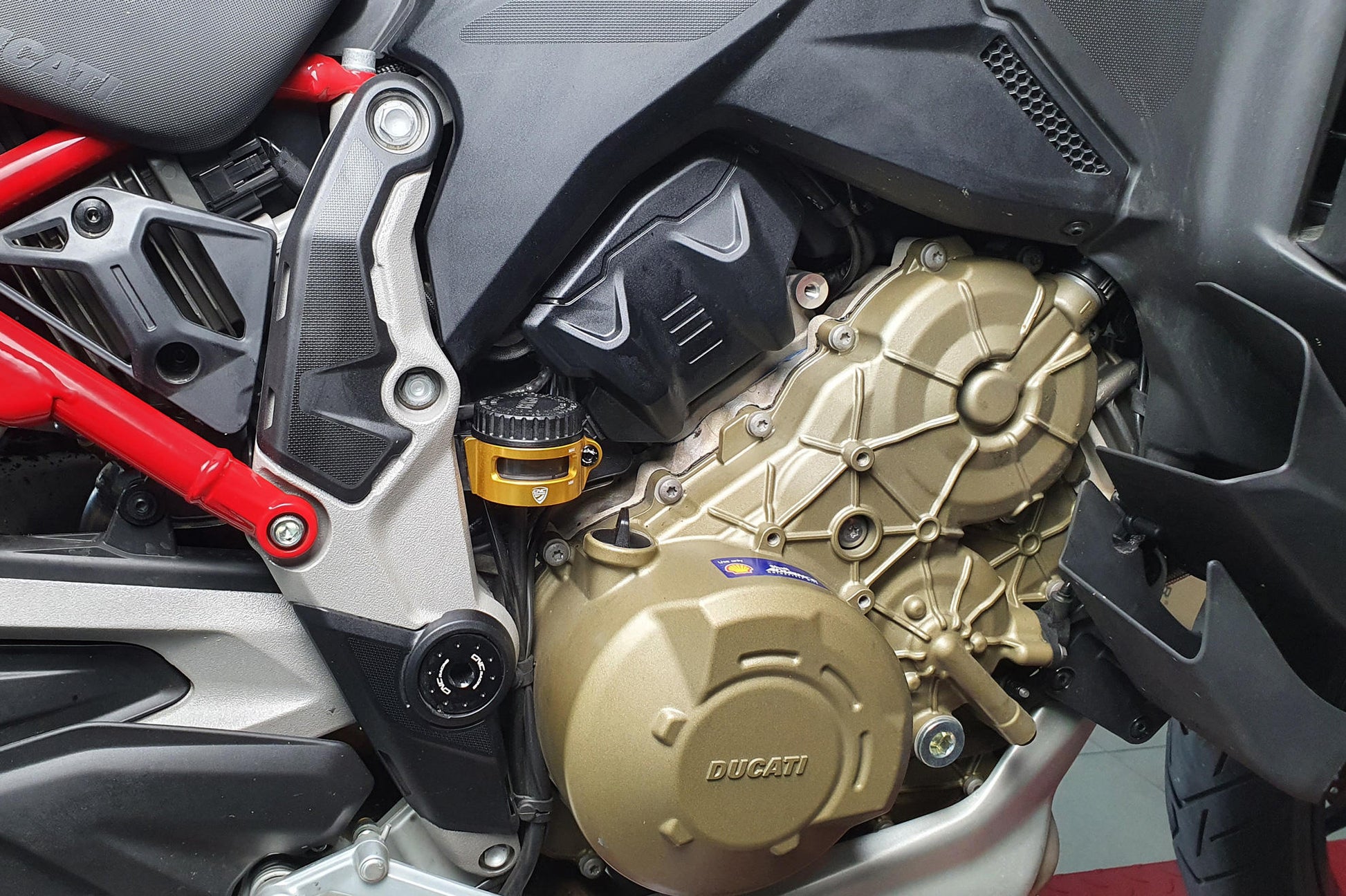 SEA14 - CNC RACING Ducati Multistrada V4 (2021+) Rear Brake Fluid Tank Clamp – Accessories in the Motoraider Motorcycle Aftermarket Accessories and Parts Online Shop