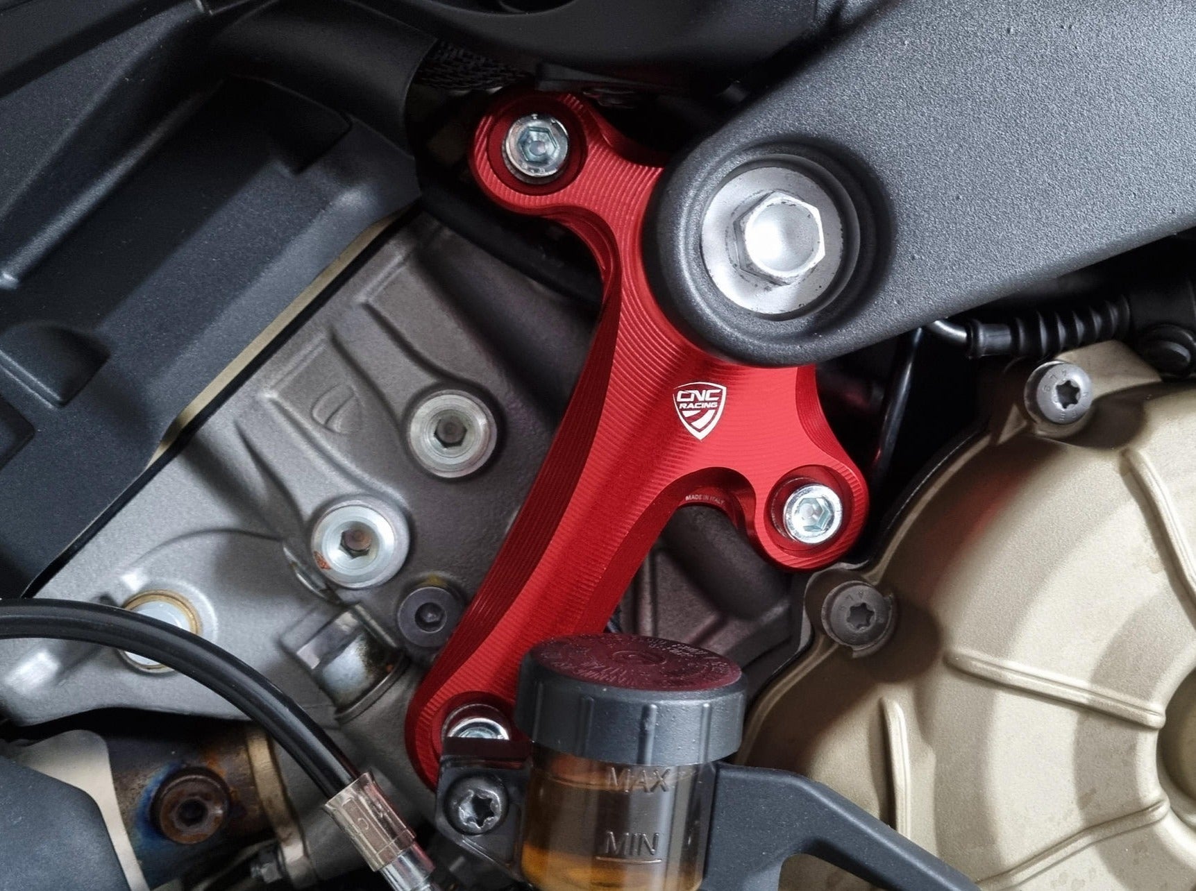 STM01 - CNC RACING Ducati Panigale V4 / Streetfighter (18/24) Engine Holder (right side) – Accessories in the Motoraider Motorcycle Aftermarket Accessories and Parts Online Shop