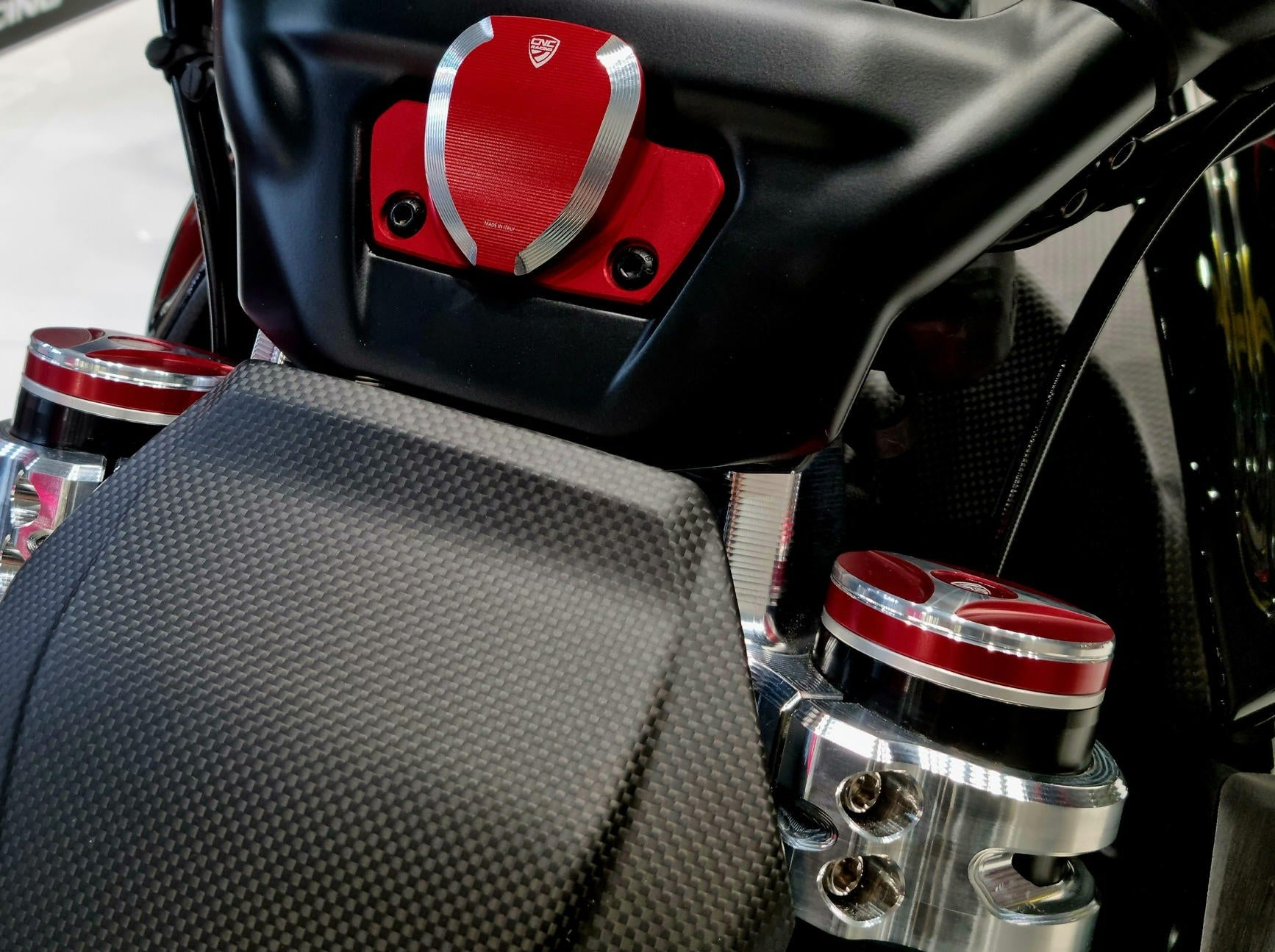 TE202 - CNC RACING Ducati Diavel V4 (2023+) Fork Leg Plug Cover – Accessories in the Motoraider Motorcycle Aftermarket Accessories and Parts Online Shop